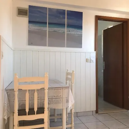 Maretimo شقة Primošten